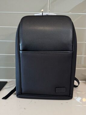 Doshi Pro Travel Vegan Backpack 304